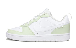 Nike: Зелёные кроссовки  Court