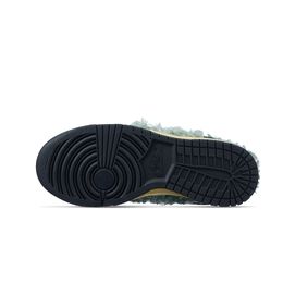 Nike: Зелёные кроссовки  Dunk