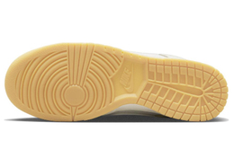 Nike: Белые кроссовки  Dunk
