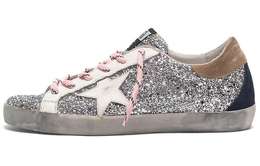 Golden Goose: Серебристые кроссовки  Super Star