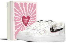 Nike: Белые кроссовки  Air Force 1