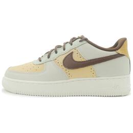 Nike: Бежевые кроссовки  Air Force 1