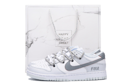 Nike: Белые кроссовки  Dunk