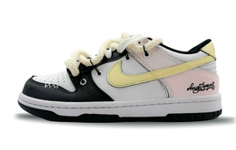 Nike: Белые кроссовки  Dunk