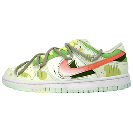 Nike: Белые кроссовки  Dunk