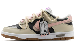 Nike: Белые кроссовки  Dunk