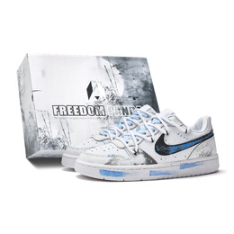 Nike: Белые кроссовки  Court