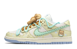 Nike: Зелёные кроссовки  Dunk