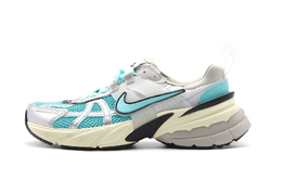 Nike: Белые кроссовки 