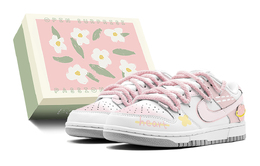 Nike: Розовые кроссовки  Dunk