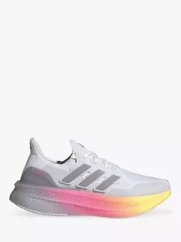 Adidas: Белые кроссовки  UltraBoost