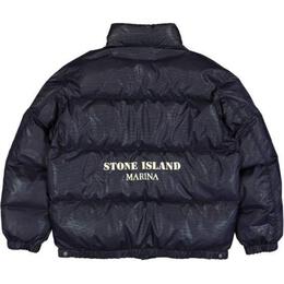 Stone Island: Тёмный пуховик 