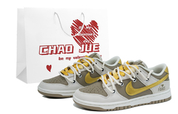 Nike: Коричневые кроссовки  Dunk