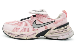 Nike: Розовые кроссовки 
