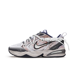 Nike: Серые кроссовки  Air Monarch