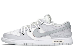 Nike: Белые кроссовки  Dunk
