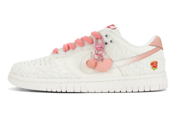 Nike: Белые кроссовки  Dunk