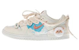 Nike: Бежевые кроссовки  Dunk