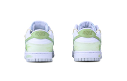Nike: Зелёные кроссовки  Dunk