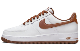 Nike: Белые кроссовки  Air Force 1 Low