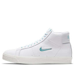 Nike: Белые кроссовки  Blazer Mid Premium