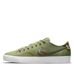 Nike: Зелёные кроссовки  Blazer Court SB