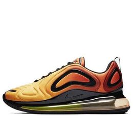 Nike: Оранжевые кроссовки  Air Max 720