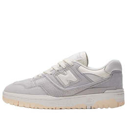 New Balance: Серые кроссовки  550