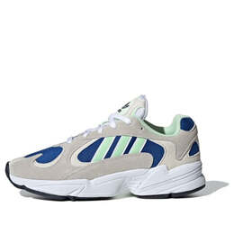 Adidas: Белые кеды  Yung-1