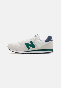 New Balance: Белые кроссовки 