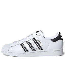 Adidas: Белые кроссовки 