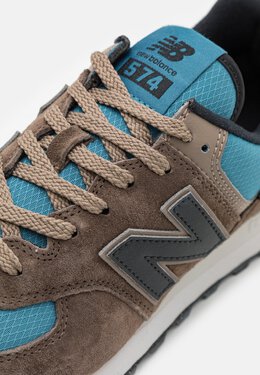 New Balance: Фиолетовые кроссовки 