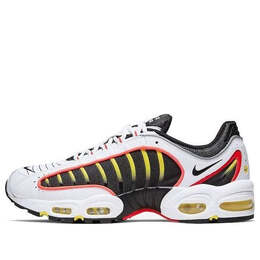 Nike: Белые кроссовки  Air Max Tailwind 4