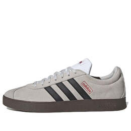Adidas: Серые кроссовки 