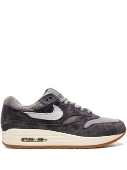 Nike: Серые кроссовки  Air Max 1