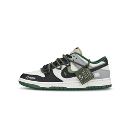 Nike: Белые кроссовки  Dunk