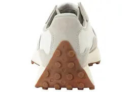 New Balance: Серые кроссовки 