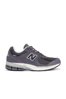 New Balance: Кроссовки  2002R