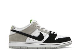 Nike: Серые кроссовки  Dunk Low