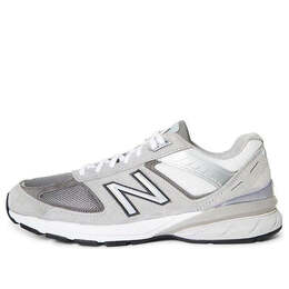New Balance: Серые кроссовки 
