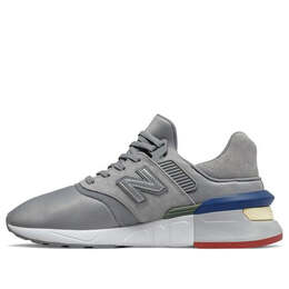 New Balance: Красные кроссовки  997