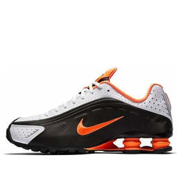 Nike: Чёрные кроссовки  Shox R4