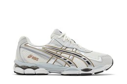 Asics: Серебристые кроссовки  Gel