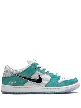 Nike: Белые кроссовки  Dunk Low Pro