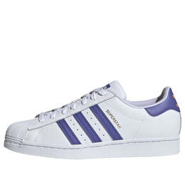 Adidas: Белые кроссовки 
