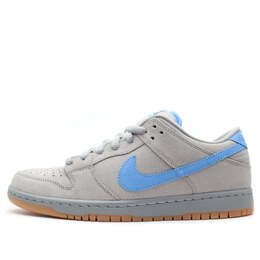 Nike: Серые кроссовки  SB Dunk Low Pro