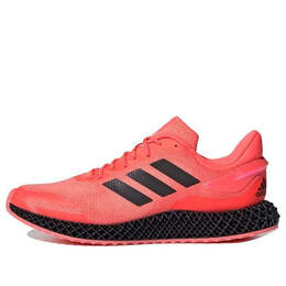 Adidas: Красные кроссовки 