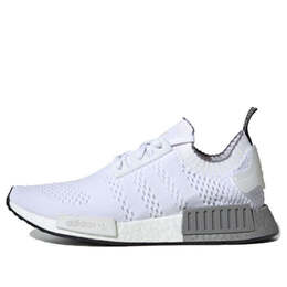 Adidas: Белые кроссовки  NMD_R1 Primeknit