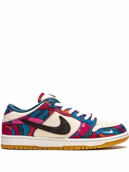 Nike: Белые кроссовки  SB Dunk Low