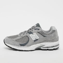 New Balance: Серые кроссовки  2002R